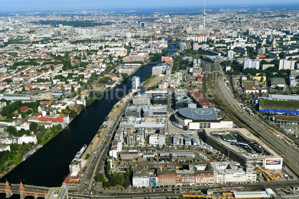Luftbild Berlin - Neubau des Gebäudekomplexes des Einkaufszentrum East Side Mall auf dem Anschutz - Areal im Friedrichshain in Berlin, Deutschland