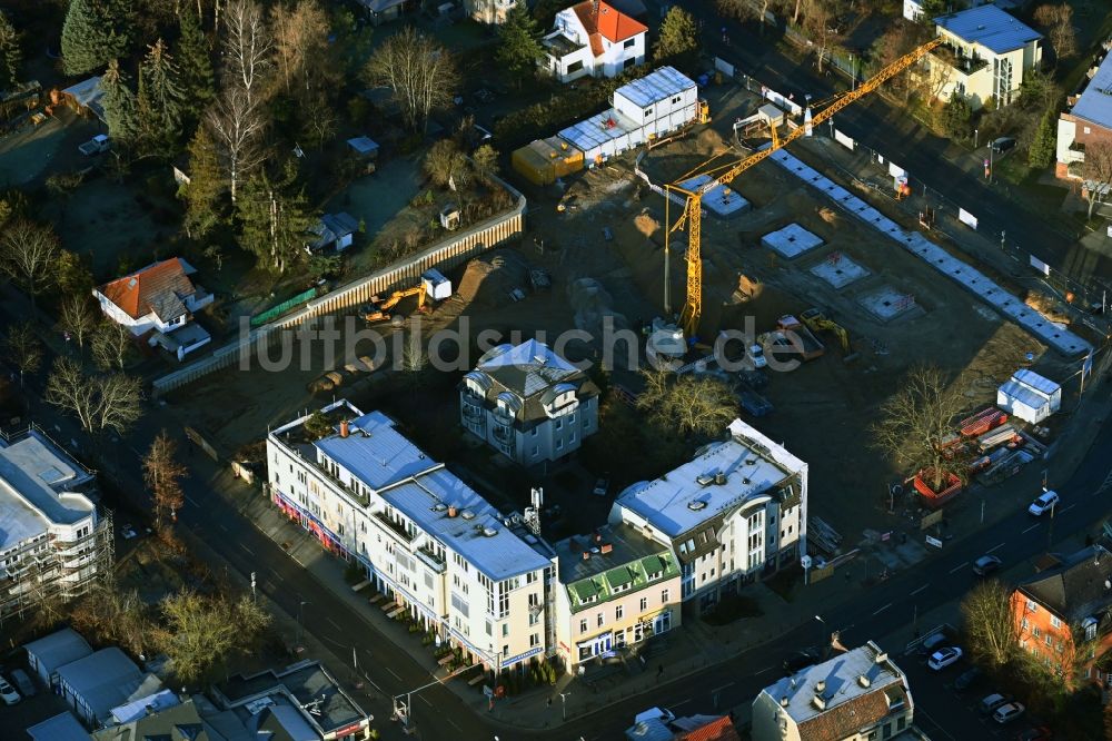 Luftaufnahme Berlin - Neubau des Gebäudekomplexes des Einkaufszentrum im Ortsteil Mahlsdorf in Berlin, Deutschland