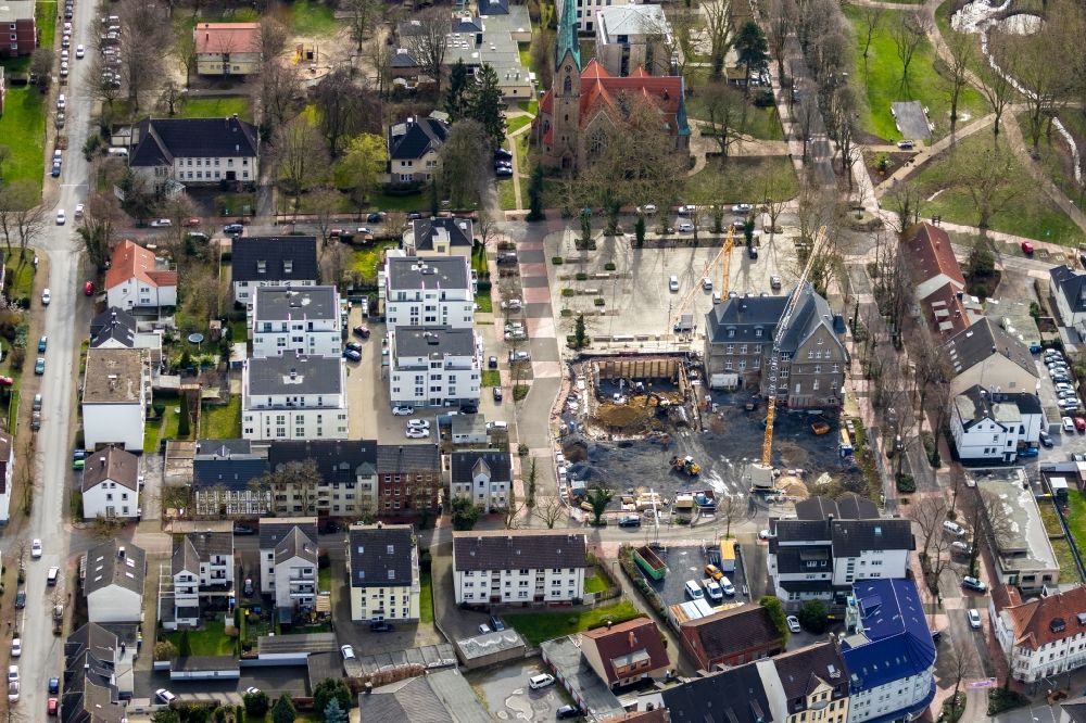Luftaufnahme Holzwickede - Neubau eines Gebäudes der Stadtverwaltung - Rathaus in Holzwickede im Bundesland Nordrhein-Westfalen, Deutschland