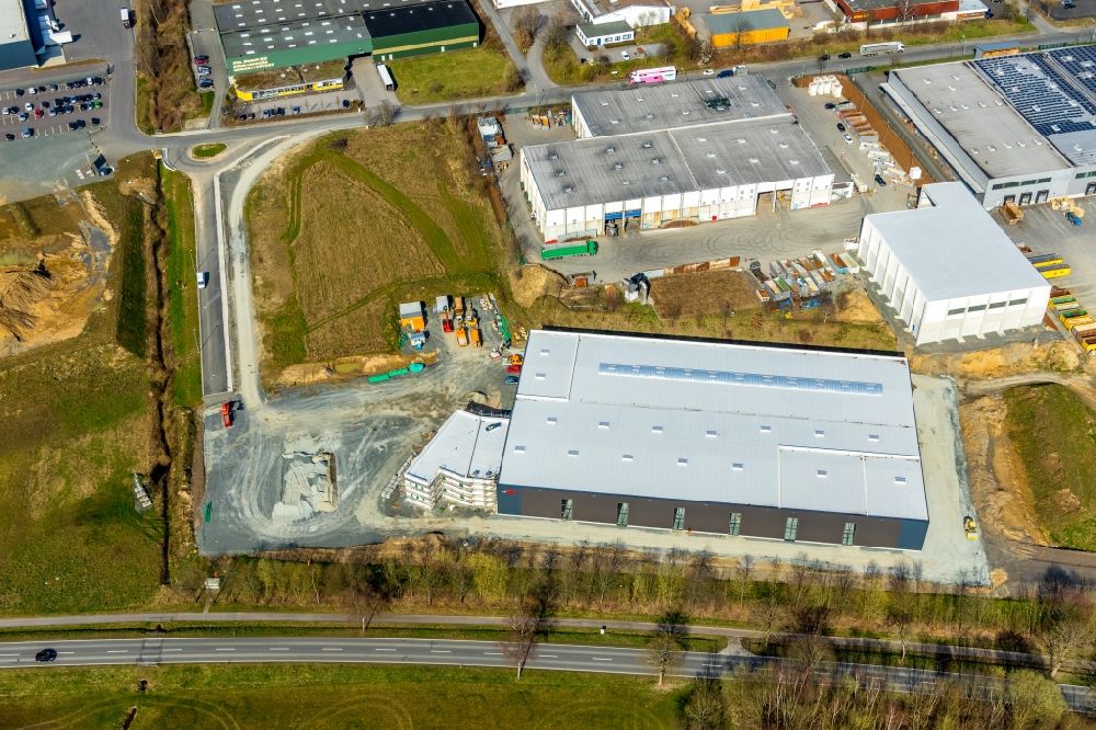 Luftbild Meschede - Neubau auf dem Gelände der Firma Noelle Nodeko Kunststofftechnik im Ortsteil Enste in Meschede im Bundesland Nordrhein-Westfalen, Deutschland