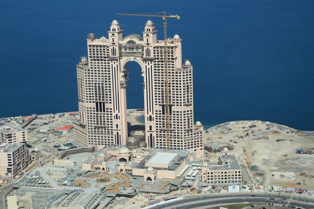 Luftbild Abu Dhabi - Neubau- Hochhaus- Baustelle der Hotelanlage New Fairmont Hotel Marina Residences in Abu Dhabi in Vereinigte Arabische Emirate