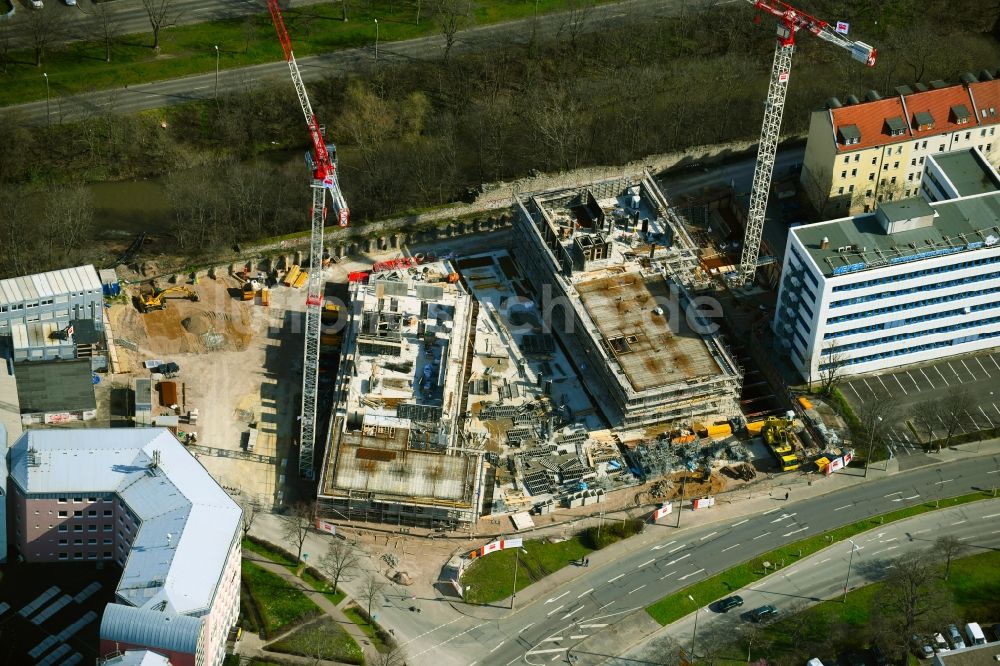 Erfurt von oben - Neubau des Hochhaus- Gebäudekomplexes Wir Quartier in Erfurt im Bundesland Thüringen, Deutschland