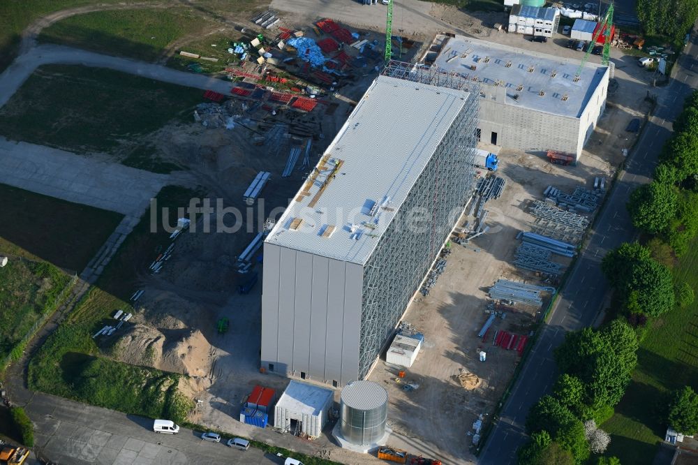 Luftbild Uelzen - Neubau eines Hochregal- Lager-Gebäudekomplex und Logistikzentrum in Uelzen im Bundesland Niedersachsen, Deutschland