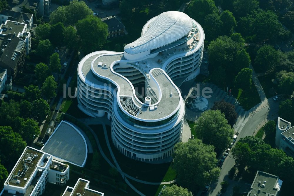 Luftbild Hamburg - Neubau der Hotelanlage Luxushotel The Fontenay an der Außenalster im Stadtteil Rotherbaum in Hamburg