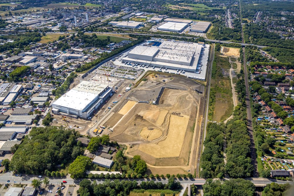 Oberhausen von oben - Neubau des Logistikzentrums des Online Supermarkt Picnic in Oberhausen im Bundesland Nordrhein-Westfalen, Deutschland