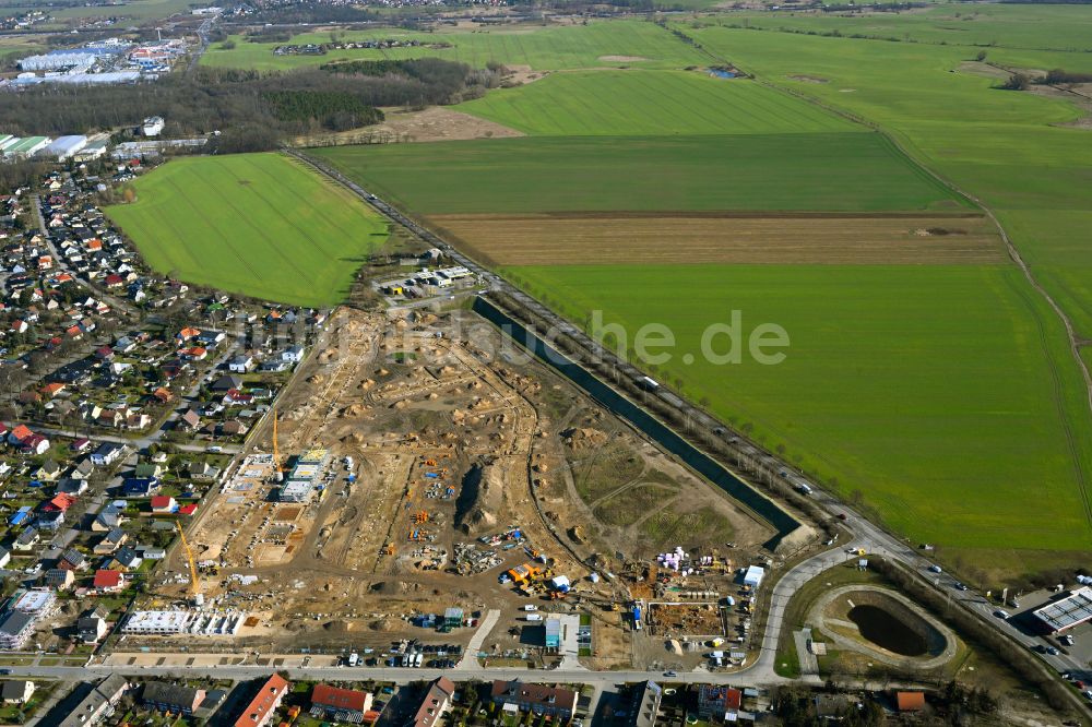 Luftaufnahme Ahrensfelde - Neubau einer Mehrfamilienhaus-Wohnanlage Ahrensfelder Obstwiesen in Ahrensfelde im Bundesland Brandenburg, Deutschland