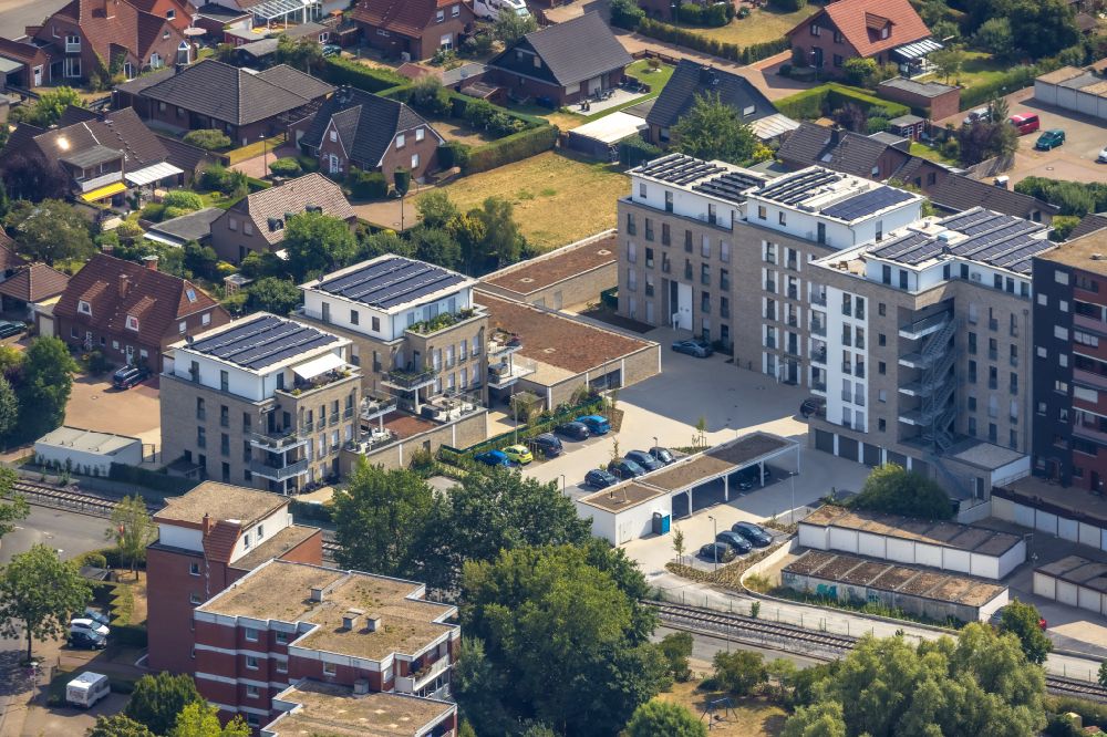Hamm von oben - Neubau einer Mehrfamilienhaus- Wohnanlage Augenweide am Grenzweg in Hamm im Bundesland Nordrhein-Westfalen, Deutschland