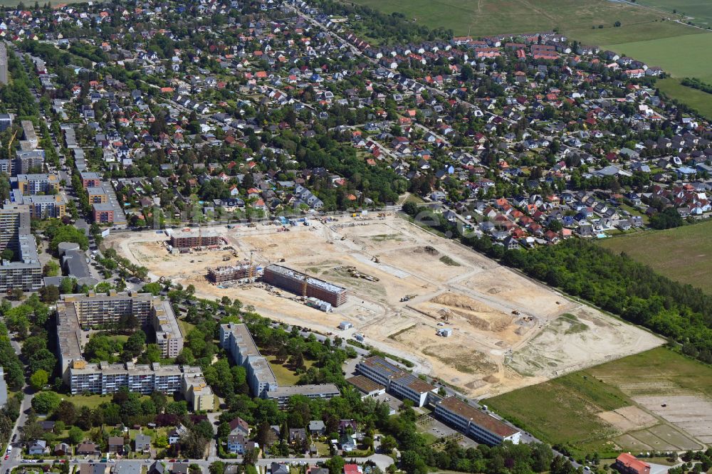 Luftbild Berlin - Neubau einer Mehrfamilienhaus-Wohnanlage Buckower Felder in Berlin, Deutschland