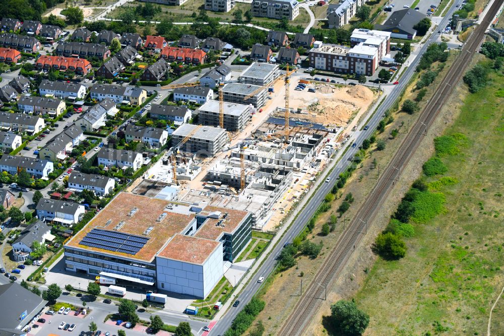 Luftbild Falkensee - Neubau einer Mehrfamilienhaus-Wohnanlage in Falkensee im Bundesland Brandenburg, Deutschland