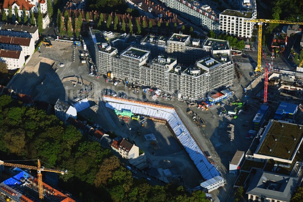 Luftaufnahme München - Neubau einer Mehrfamilienhaus-Wohnanlage im Ortsteil Au-Haidhausen in München im Bundesland Bayern, Deutschland