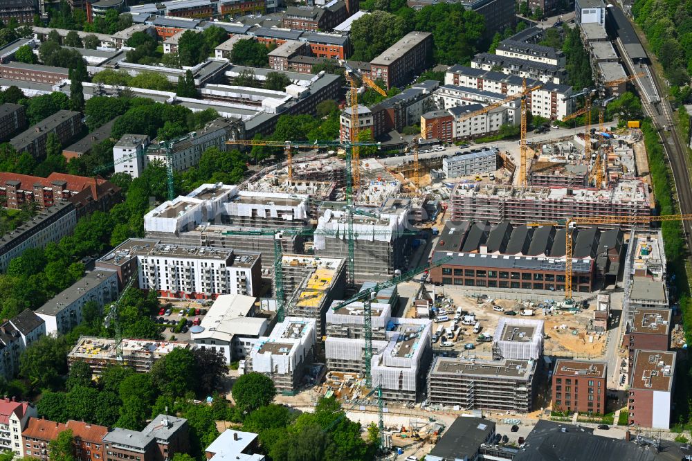 Hamburg von oben - Neubau einer Mehrfamilienhaus-Wohnanlage QUARTIER AN DER FRIEDENSALLEE in Hamburg, Deutschland