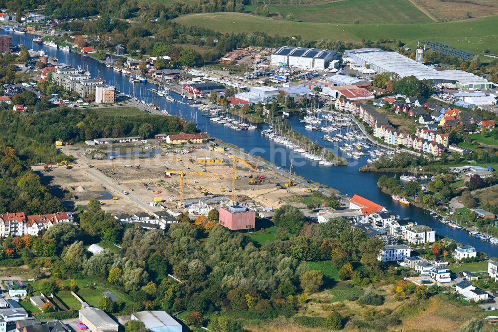 Luftbild Hansestadt Greifswald - Neubau einer Mehrfamilienhaus-Wohnanlage Quartier Hafenstraße in Greifswald im Bundesland Mecklenburg-Vorpommern, Deutschland