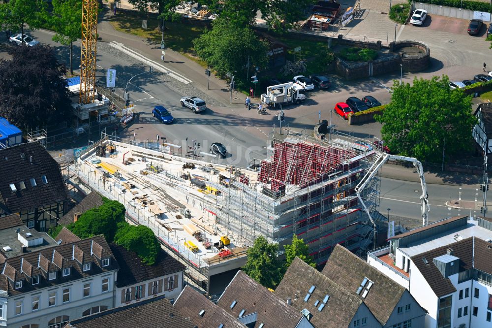 Luftbild Holzminden - Neubau des Museums- Gebäude Sensoria - Erlebniswelt der Düfte und Aromen in Holzminden im Bundesland Niedersachsen, Deutschland
