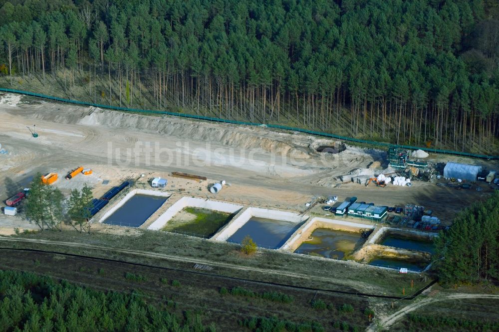 Luftbild Grünheide (Mark) - Neubau Neubau eines Microtunnel der Erdgas- Pipelin EUGAL in Kienbaum im Bundesland Brandenburg, Deutschland