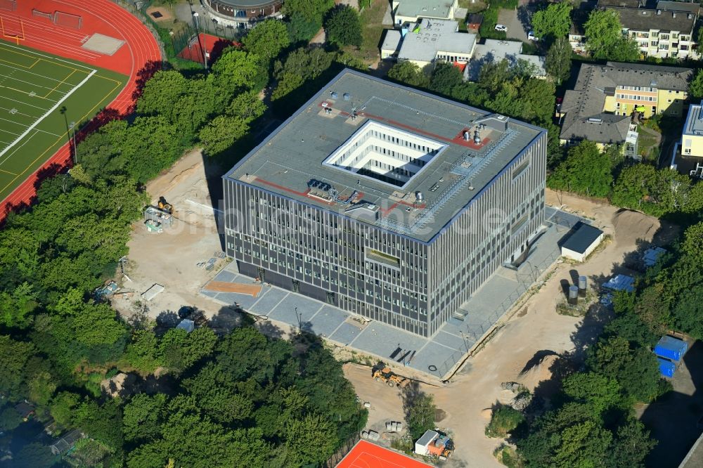 Luftbild Berlin - Neubau des Oberstufenzentrums im Ortsteil Buckow in Berlin, Deutschland
