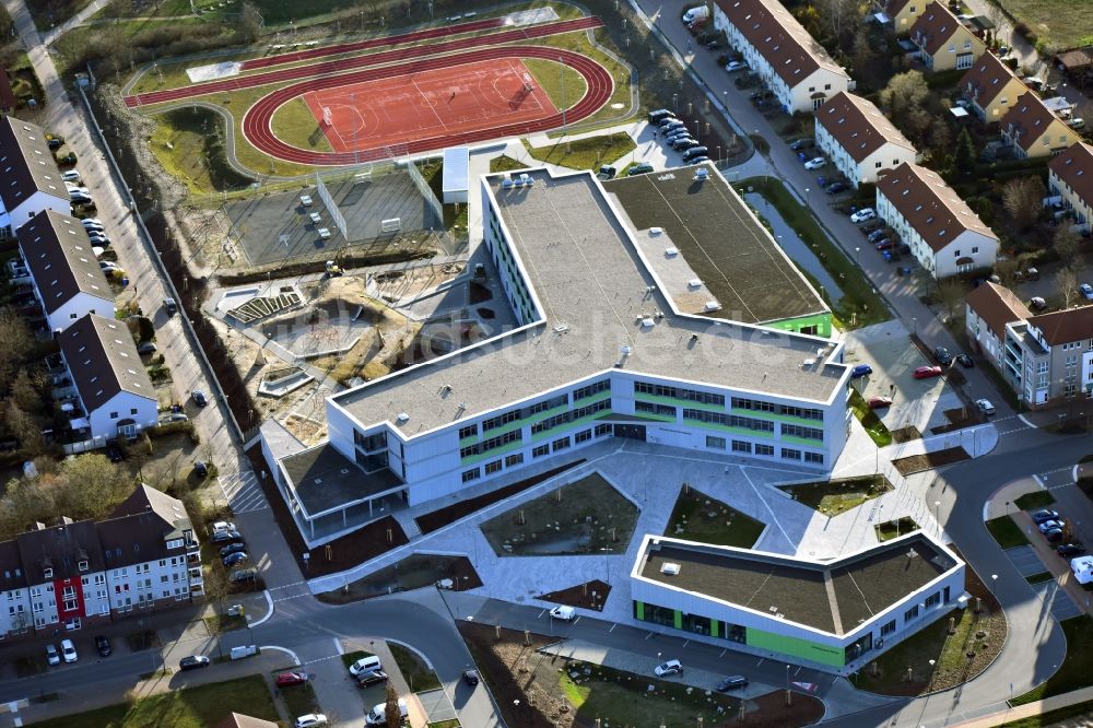 Hönow aus der Vogelperspektive: Neubau OTZ Ortsteilzentrum in Hönow im Bundesland Brandenburg, Deutschland