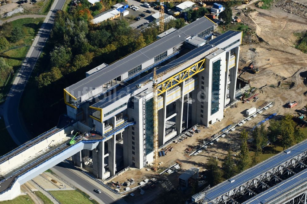 Niederfinow aus der Vogelperspektive: Neubau des Schiffshebewerk Niederfinow am Finowkanal im Bundesland Brandenburg
