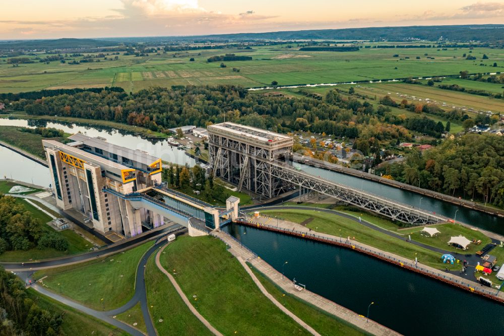 Niederfinow von oben - Neubau des Schiffshebewerk Niederfinow am Oder-Havel-Kanal im Bundesland Brandenburg