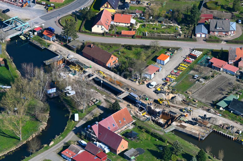 Luftaufnahme Banzkow - Neubau der Schleusenanlagen am Ufer der Wasserstraße Störkanal in Banzkow im Bundesland Mecklenburg-Vorpommern, Deutschland