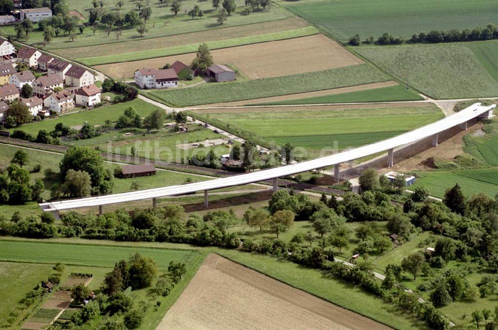 Schwieberdingen / Baden-Württemberg von oben - Neubau eines Schnellstraßenviadukt bei Schwieberdingen westlich von Stuttgart 24.05.03
