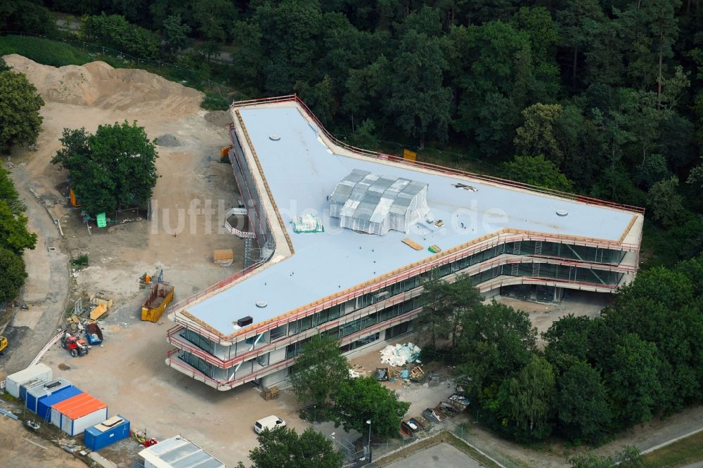 Karlsruhe von oben - Neubau des Schulgebäudes der Bundeswehrfachschule Karlsruhe im Bundesland Baden-Württemberg, Deutschland