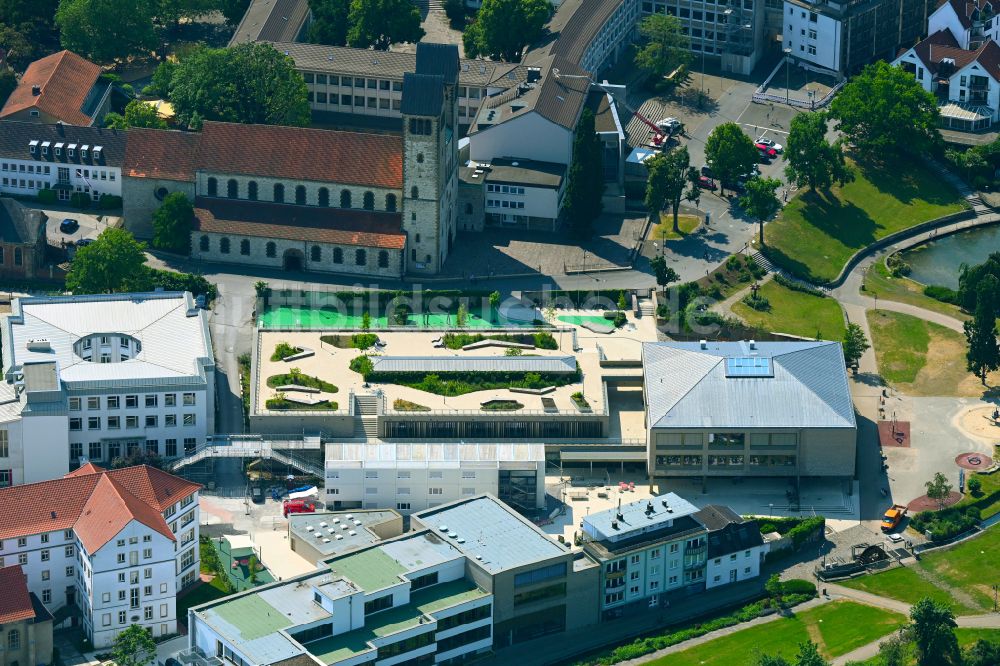 Luftaufnahme Paderborn - Neubau des Schulgebäudes Grundschule St. Michael in Paderborn im Bundesland Nordrhein-Westfalen, Deutschland