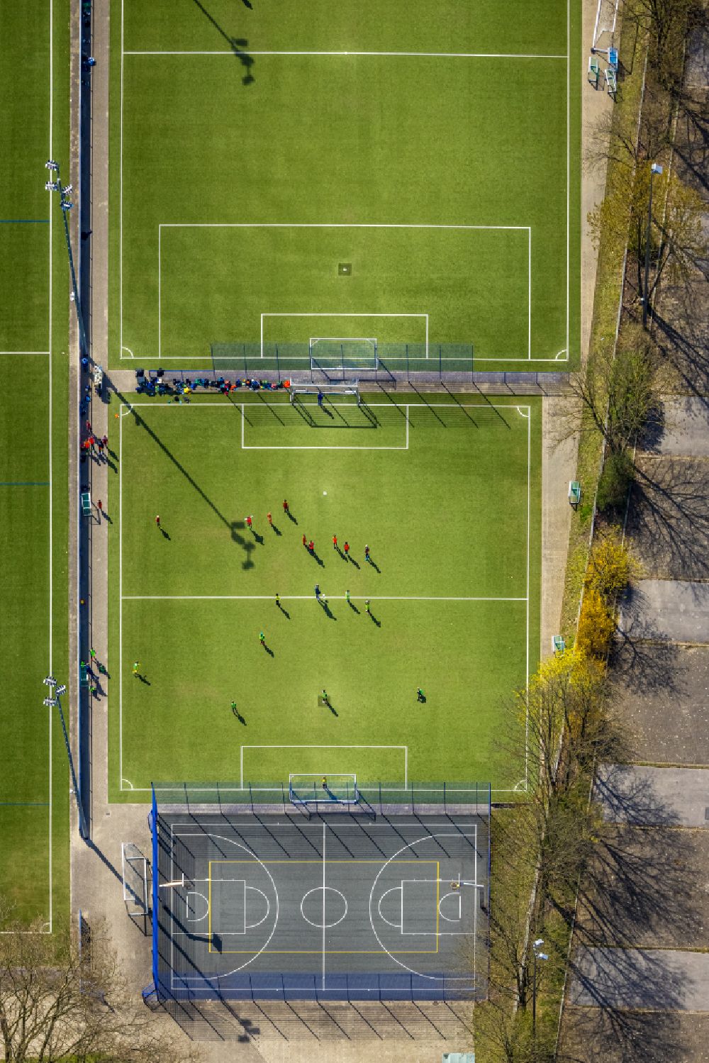 Dortmund von oben - Neubau der Sportplatzanlagen des TSC Eintracht Dortmund in Dortmund im Bundesland Nordrhein-Westfalen, Deutschland