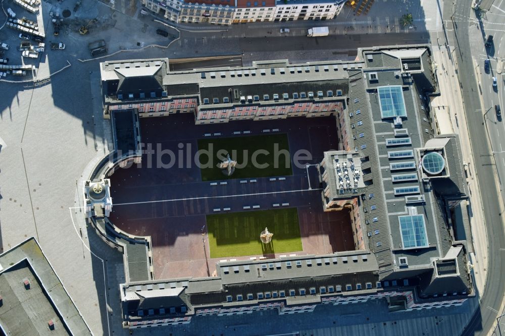 Luftaufnahme Potsdam - Neubau des Stadtschloß und Brandenburger Landtag in Potsdam im Bundesland Brandenburg