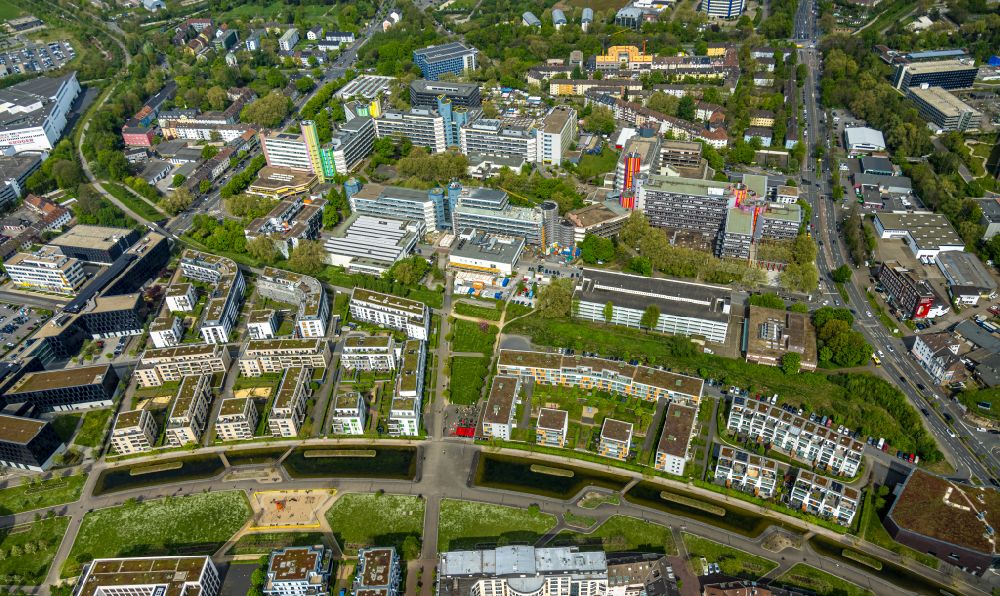 Luftbild Essen - Neubau eines Studenten- Wohnheim - Gebäude an der Friedrich-Ebert-Straße in Essen im Bundesland Nordrhein-Westfalen, Deutschland