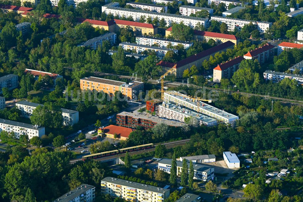 Luftaufnahme Berlin - Neubau eines Studenten- Wohnheim Studierendendorf EBA51 im Ortsteil Plänterwald in Berlin, Deutschland