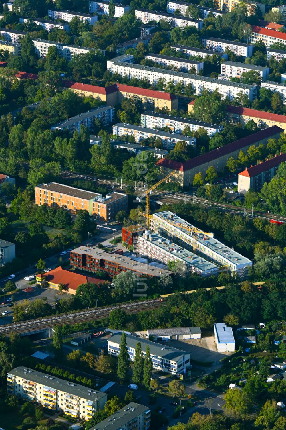 Berlin von oben - Neubau eines Studenten- Wohnheim Studierendendorf EBA51 im Ortsteil Plänterwald in Berlin, Deutschland