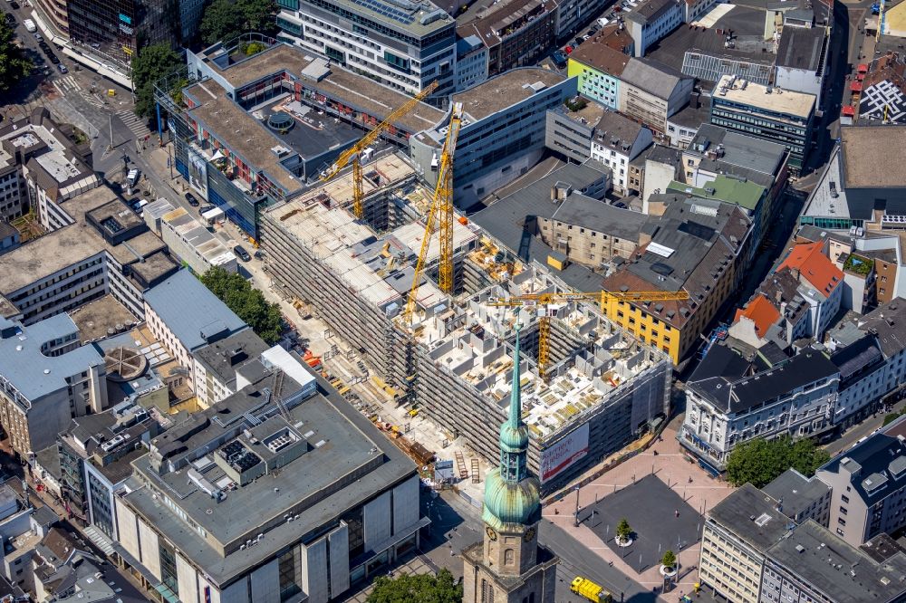 Luftbild Dortmund - Neubau des Studentenwohnhauses BaseCamp in der Innenstadt von Dortmund im Bundesland Nordrhein-Westfalen, Deutschland