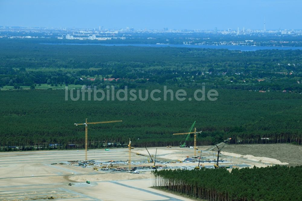 Luftbild Grünheide (Mark) - Neubau der Tesla Gigafactory 4 im Ortsteil Freienbrink in Grünheide (Mark) im Bundesland Brandenburg, Deutschland