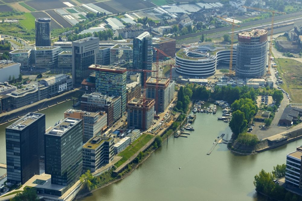 Düsseldorf von oben - Neubau trivago- Zentrale in Düsseldorf im Bundesland Nordrhein-Westfalen