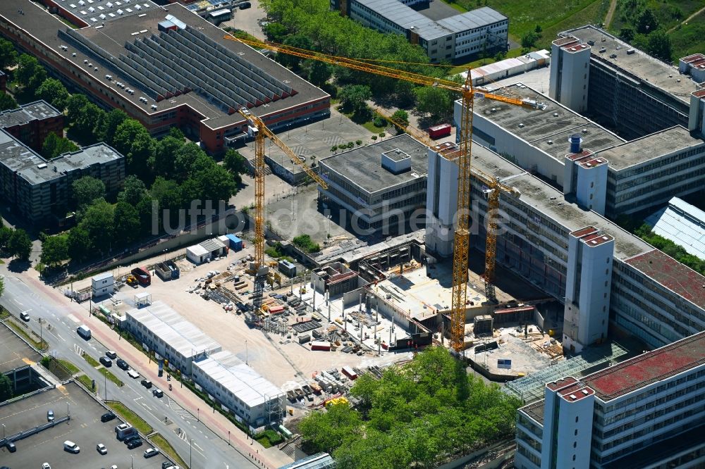 Bielefeld aus der Vogelperspektive: Neubau im Universitäts- Bereich in Bielefeld im Bundesland Nordrhein-Westfalen, Deutschland