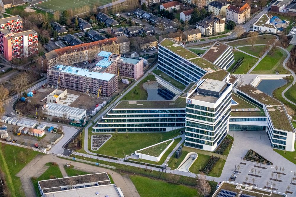 Essen von oben - Neubau des Unternehmens- Verwaltungsgebäude ALDI-Nord Campus in Essen im Bundesland Nordrhein-Westfalen, Deutschland