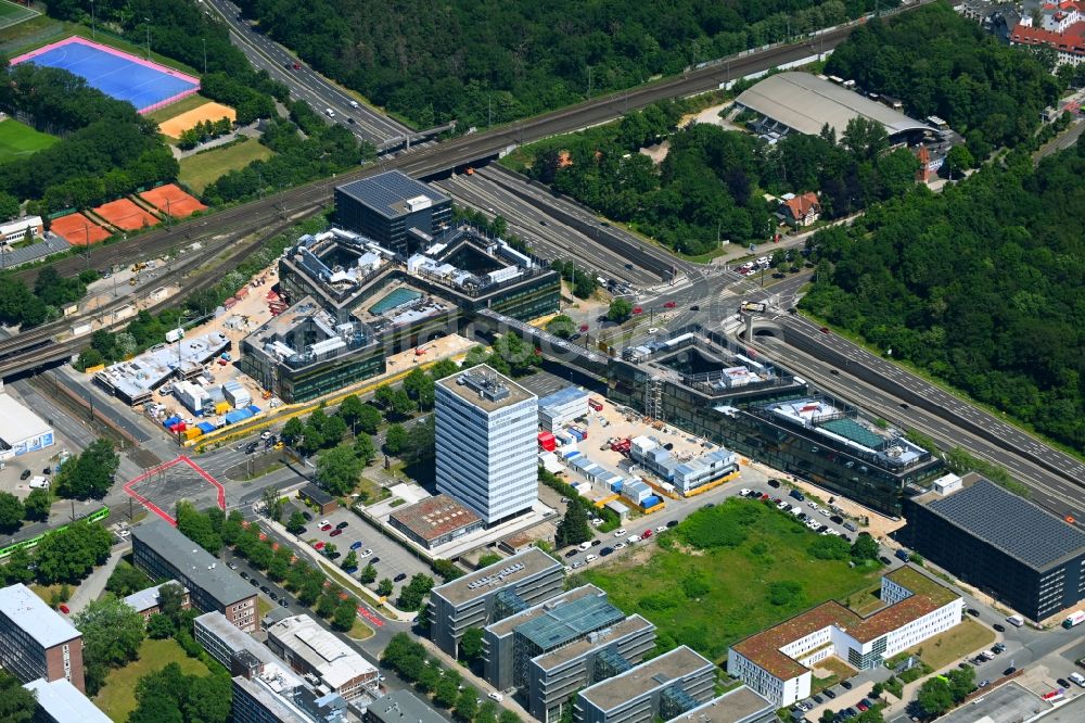 Luftaufnahme Hannover - Neubau des Unternehmens-Verwaltungsgebäude der Continental AG in Hannover im Bundesland Niedersachsen, Deutschland