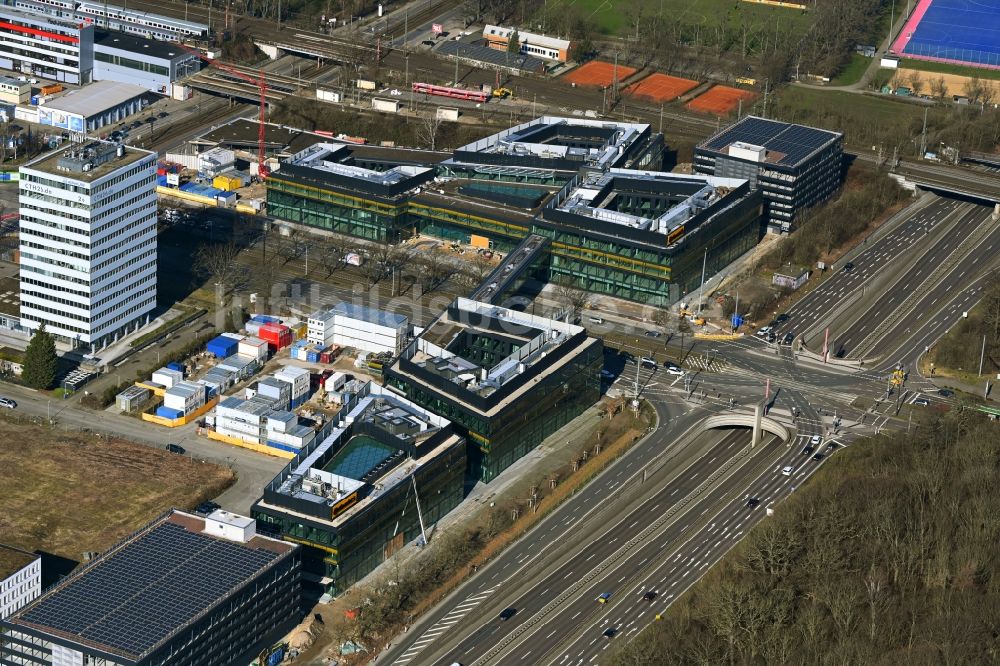 Hannover aus der Vogelperspektive: Neubau des Unternehmens-Verwaltungsgebäude der Continental AG in Hannover im Bundesland Niedersachsen, Deutschland