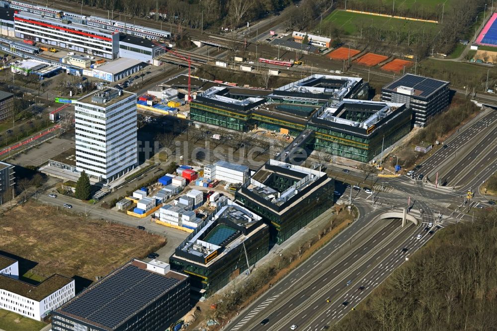 Luftbild Hannover - Neubau des Unternehmens-Verwaltungsgebäude der Continental AG in Hannover im Bundesland Niedersachsen, Deutschland