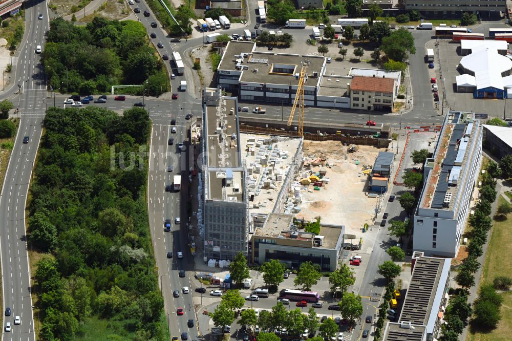 Luftbild Nürnberg - Neubau des Verwaltungsgebäude des Finanzdienstleistungs- Unternehmens der Evenord-Bank Am Leonhardspark in Nürnberg im Bundesland Bayern, Deutschland