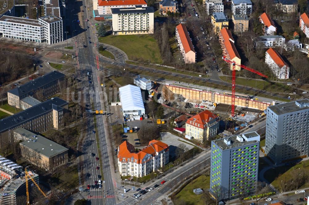 Luftbild Dresden - Neubau Wohn- und Geschäftshaus am Fritz-Löffler-Platz- Bergstraße im Ortsteil Südvorstadt in Dresden im Bundesland Sachsen, Deutschland