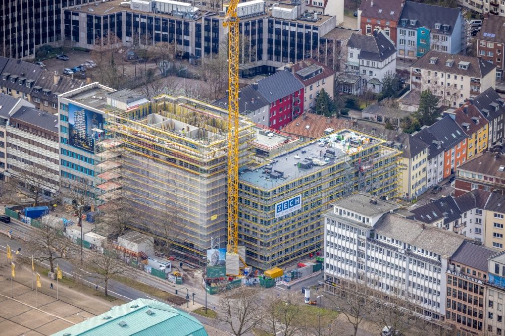 Luftaufnahme Essen - Neubau Wohn- und Geschäftshaus Huyssenallee - Heinrichstraße in Essen im Bundesland Nordrhein-Westfalen, Deutschland