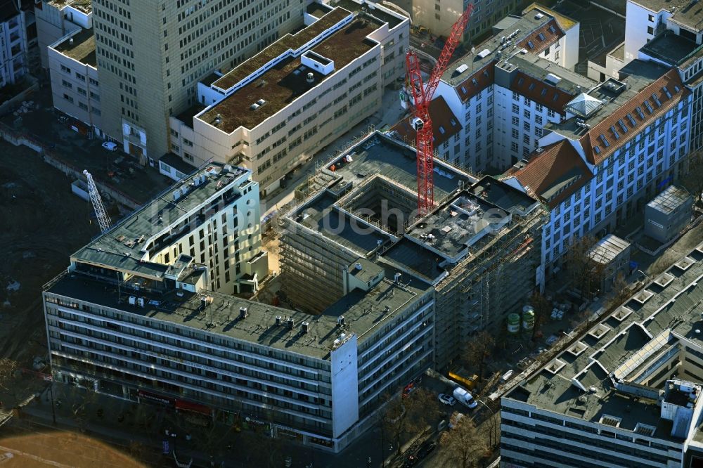 Luftbild Berlin - Neubau Wohn- und Geschäftshaus an der Knesebeckstraße im Ortsteil Charlottenburg in Berlin, Deutschland
