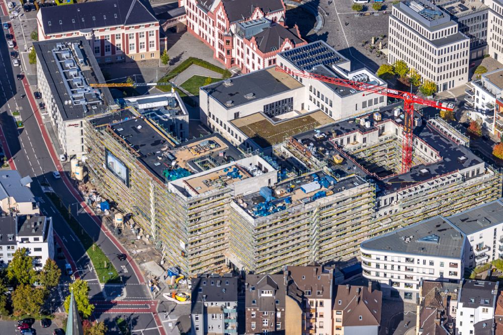 Dortmund von oben - Neubau Wohn- und Geschäftshaus Stiftsquartier im Ortsteil Hörde in Dortmund im Bundesland Nordrhein-Westfalen, Deutschland