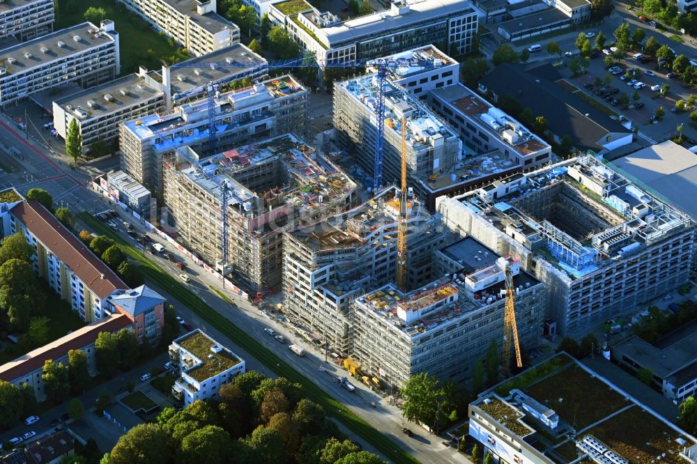 Luftbild München - Neubau Wohn- und Geschäftshaus Viertel DIE MACHEREI im Ortsteil Berg am Laim in München im Bundesland Bayern, Deutschland