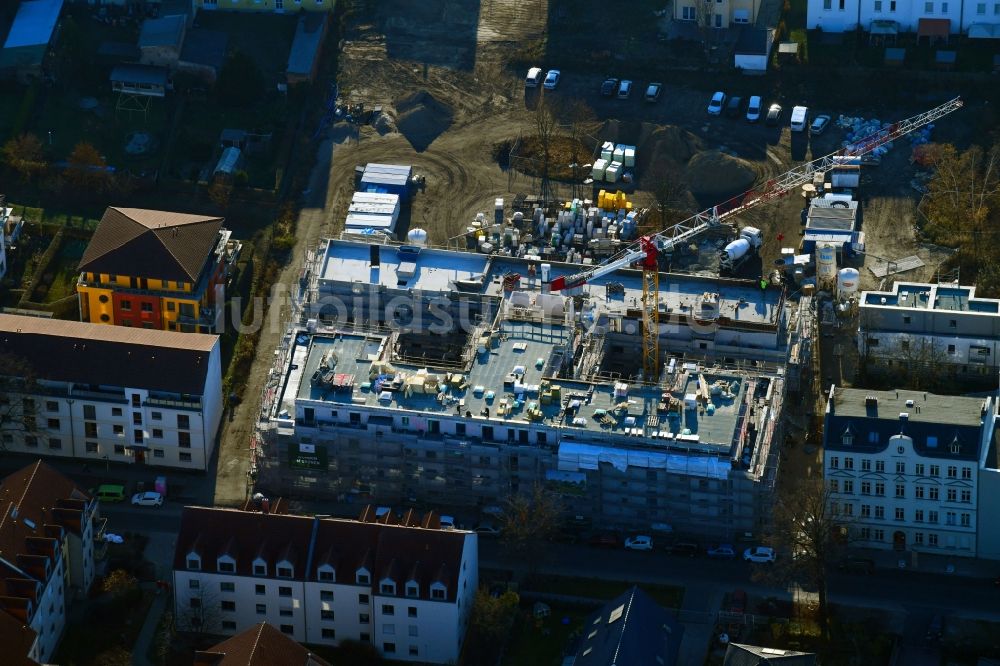 Luftaufnahme Berlin - Neubau- Wohngebiet einer Mehrfamilienhaussiedlung an der Semmelweisstraße in Altglienicke in Berlin, Deutschland