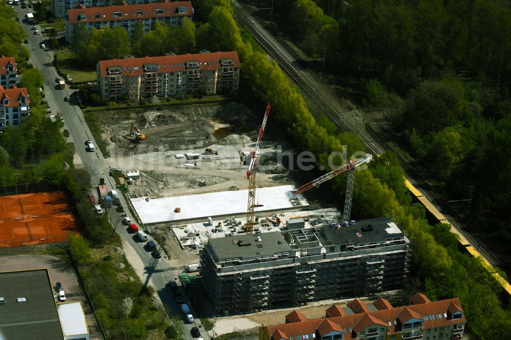Luftaufnahme Bernau - Neubau- Wohngebiet einer Reihenhaus- Siedlung Am Mahlbusen in Bernau im Bundesland Brandenburg, Deutschland