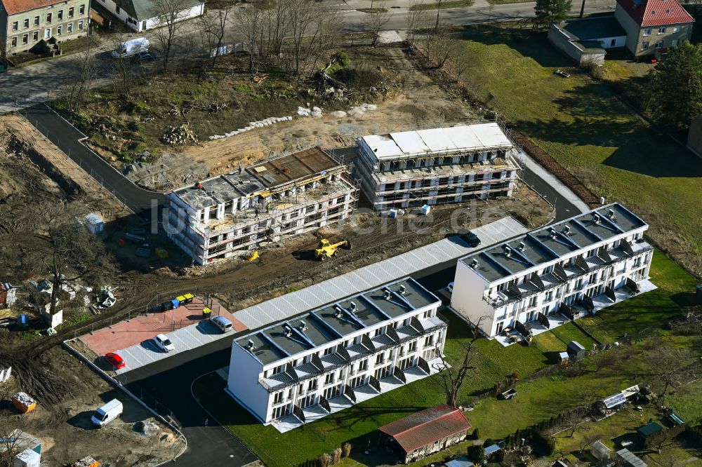 Luftbild Werneuchen - Neubau- Wohngebiet einer Reihenhaus- Siedlung in Werneuchen im Bundesland Brandenburg, Deutschland
