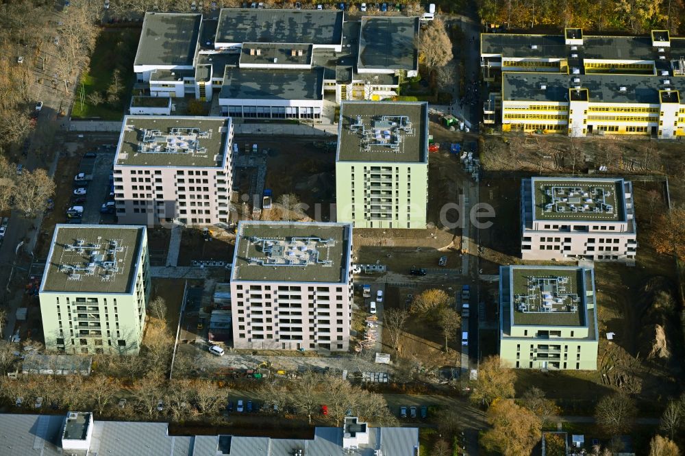 Berlin von oben - Neubau eines Wohngebiet- Stadtquartiers Theodor Quartier am Senftenberger Ring in Berlin, Deutschland