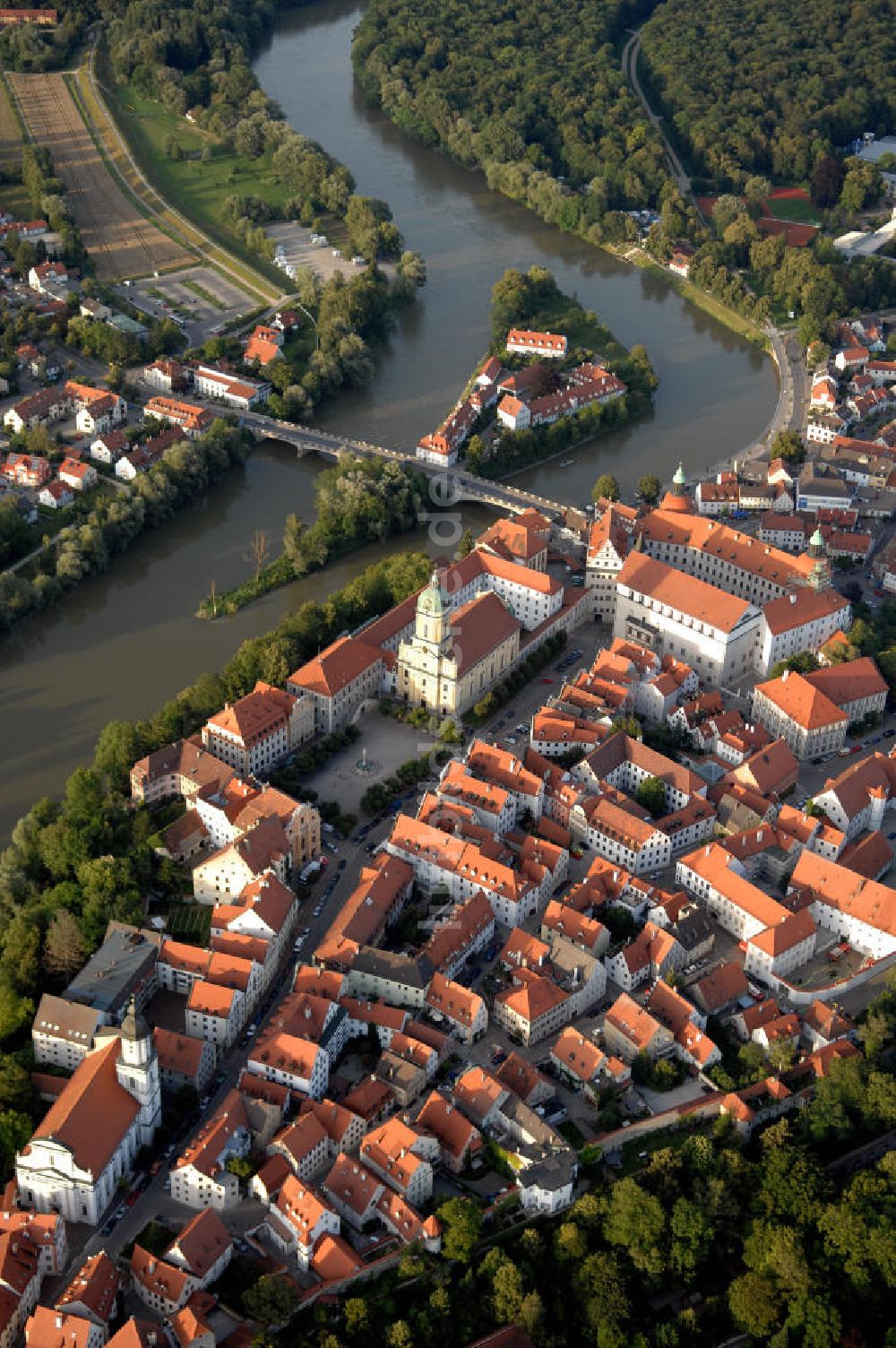 Neuburg an der Donau aus der Vogelperspektive: Neuburg an der Donau Altstadt